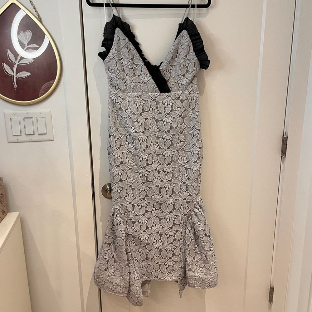 La Maison Talulah Gray Lace Peplum Jen Dress Sz Medium